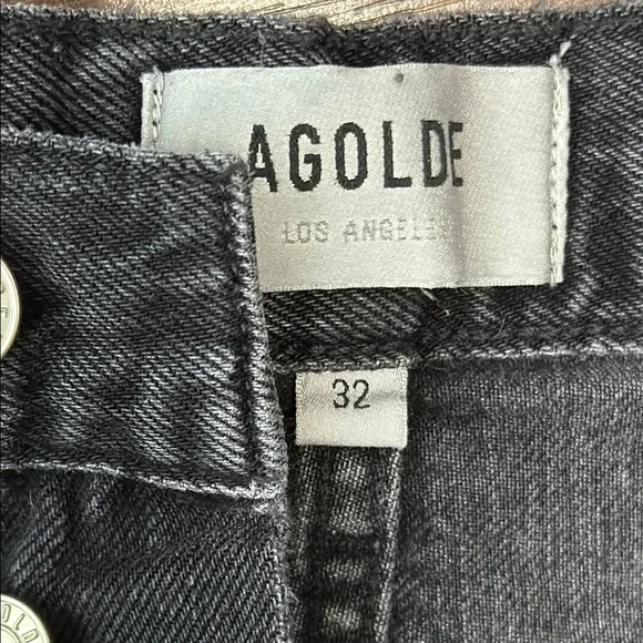 Agolde Parker Vintage Cut‎ Off Distressed Jean Shorts - Picture 5 of 8